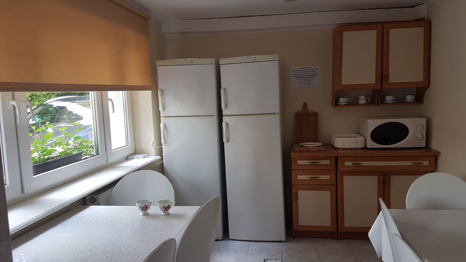 Galeria: Wspólna kuchnia dla gości