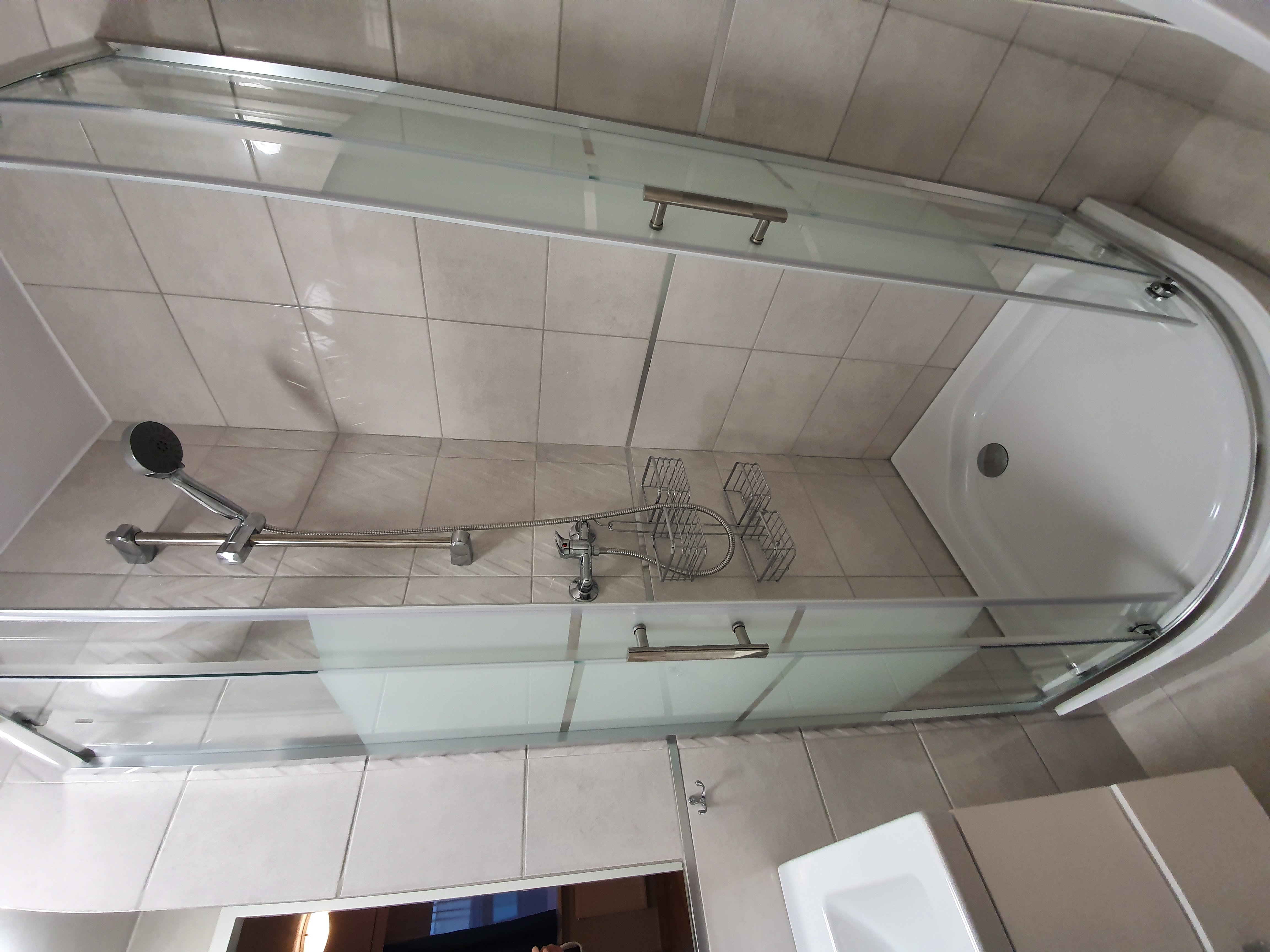 Galeria: Pokój z łazienką